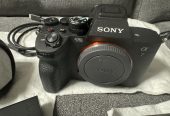 Selling Slightly Used Sony A7IV